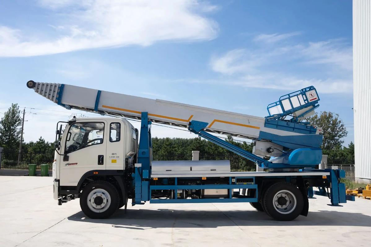 汤阴云梯上料车租赁费用